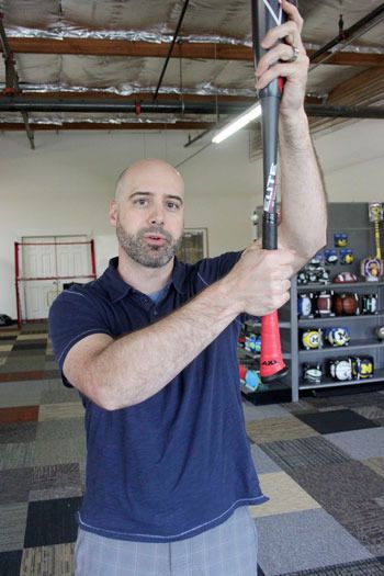 Hugh Tompkins of Baden Sports explains the ergonomics of the AXE bat.