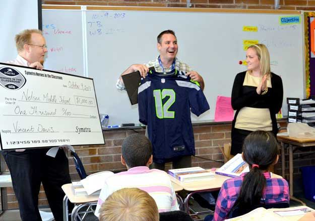 Nelsen Middle School teacher Vince Davis was named a 'Hero in the Classroom.'