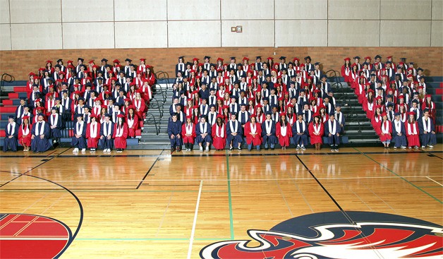 Commencement Lindbergh High School Renton Reporter   44365rentonLindberghHigh2012Seniorphoto 4 2012WEB 