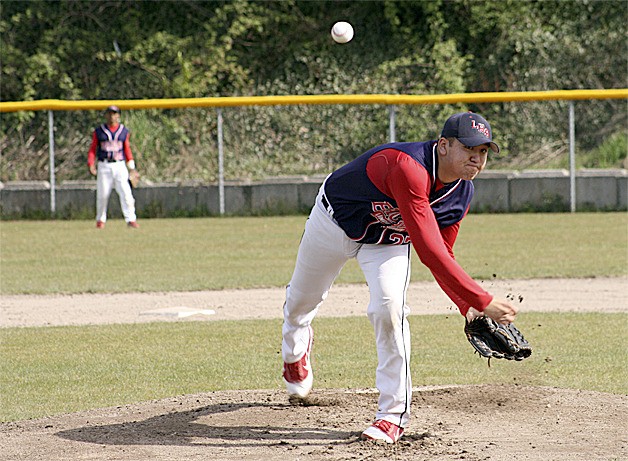 Lindbergh's Billy Hernandez pitches against Kennedy Catholic May 4.