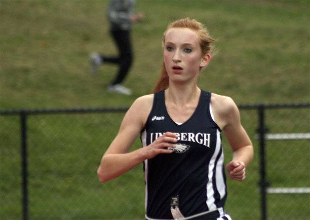 Lindbergh's Sarah Reiter runs ahead of the competition Oct. 7.