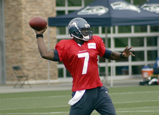 Seahawks quarterback Tarvaris Jackson throws a pass at practice.