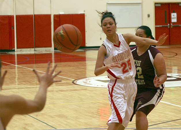 Renton's Klarissa Quintas passes against Tyee Dec. 15.