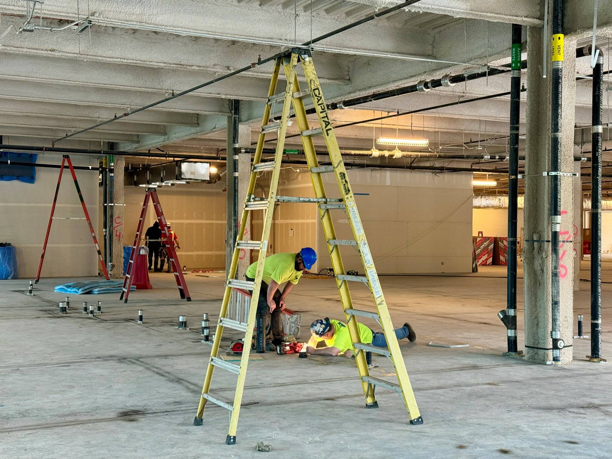 Workers for Sellen Construction begin building the Cancer Center at Renton’s Valley Medical Center. Phase 1A of the project is expected to be complete in early 2025. Courtesy image.