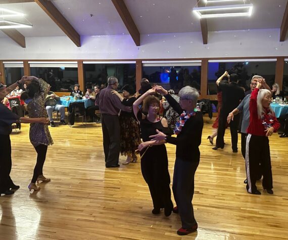 Seniors dancing at the 2024 Renton Veterans Day Seniors Dance. Photos by Joshua Solorzano/The Reporter