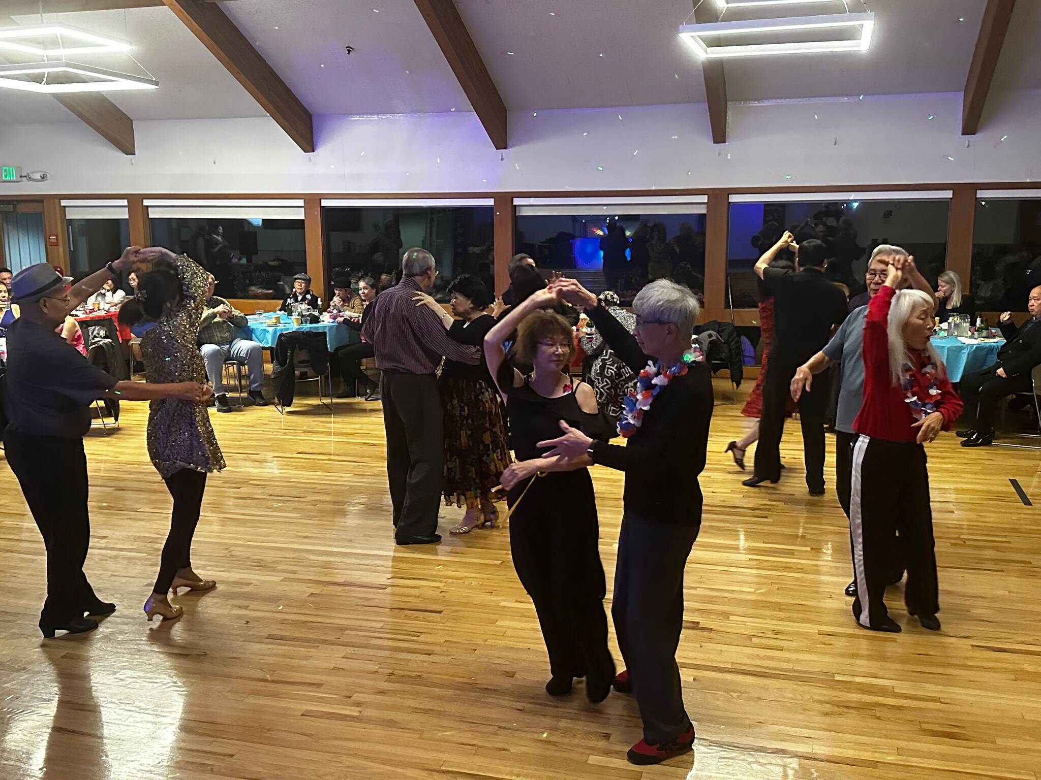 Seniors dancing at the 2024 Renton Veterans Day Seniors Dance. Photos by Joshua Solorzano/The Reporter