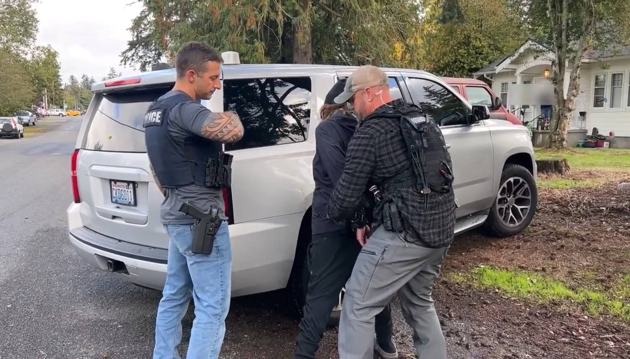 Footage released by the Renton Police Department showed Sgt. Eric Gordon and a member of the Renton Police Department’s Violent Crime Unit arrest an individual. (Screenshot)